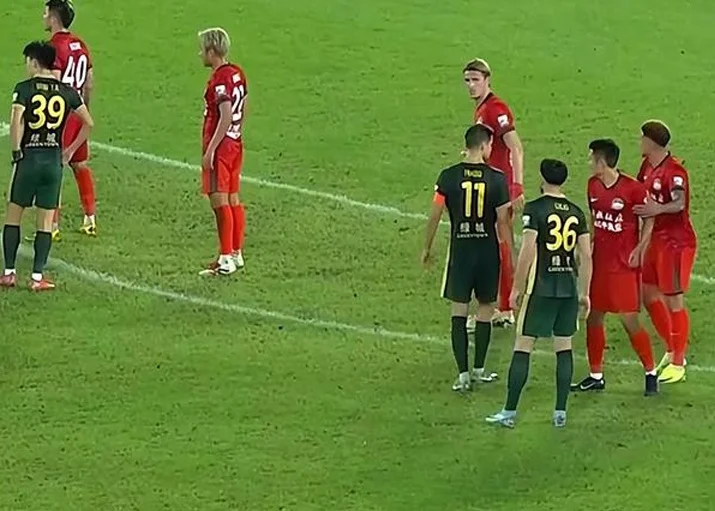 2-2！中超劲旅3轮不胜，前国脚梅开二度难赢球，保级队87分钟绝平相关图四