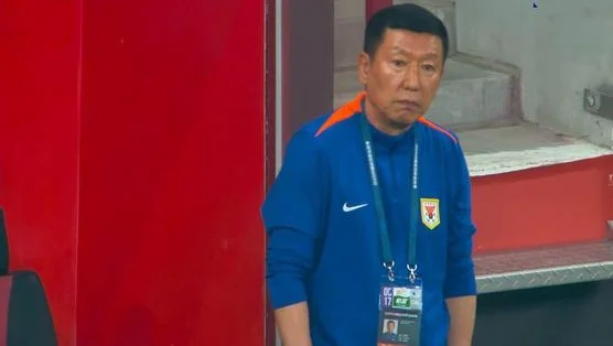 蒯纪闻突破造点，泰山队1-1海港 瓦科连场进球 前5名除申花全平局