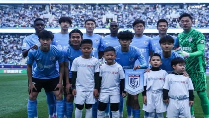0-3！大连主场2连败，战术思想“有调性”，马莱莱“拆台式”单刀