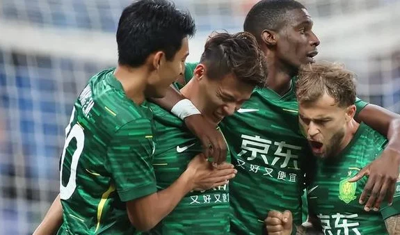 一场3：0大胜之后，上海申花又连迎3个大喜讯，中超争冠希望大增相关图二