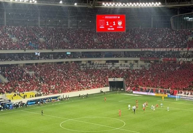 中超积分榜：上海申花领跑笑而不语，4个争冠对手全都平局丢分相关图三