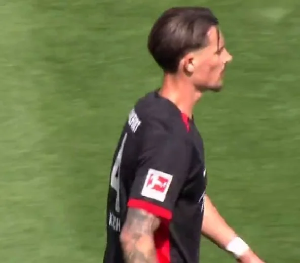 3-0！1-3！德甲前四出炉：多特蒙德压哨进欧冠，大黑马惨败出局相关图三
