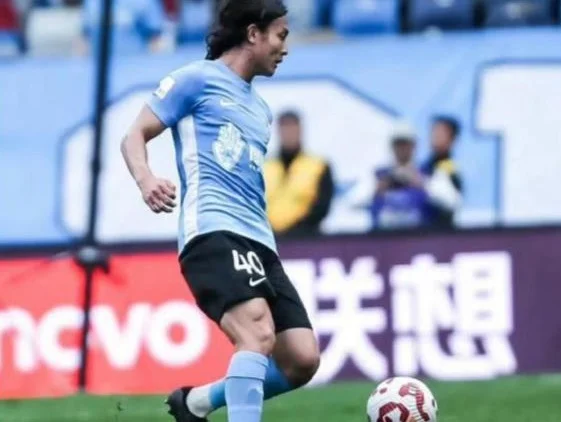 0-3！大连主场2连败，战术思想“有调性”，马莱莱“拆台式”单刀相关图二