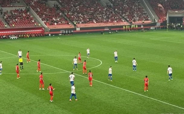 中超积分榜：上海申花领跑笑而不语，4个争冠对手全都平局丢分相关图二