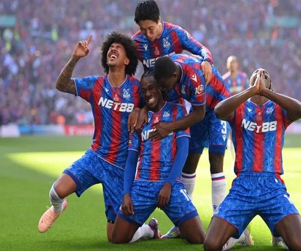 0-1！哈兰德过分谦让，亨德森一战封神，送曼城赛季四大皆空相关图二