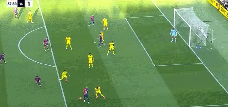 2-1变2-3！亚马尔无解世界波，巴萨轰然倒地，莱万恐无缘金靴相关图二