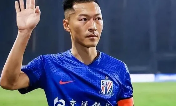 足协杯申花VS无锡吴钩：首发变脸 吴曦坐镇谢鹏飞领衔 刘诚宇冲锋相关图四