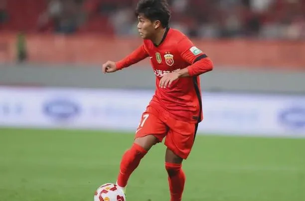 蒯纪闻造点再惹争议？媒体：泰山队应向中足联申诉