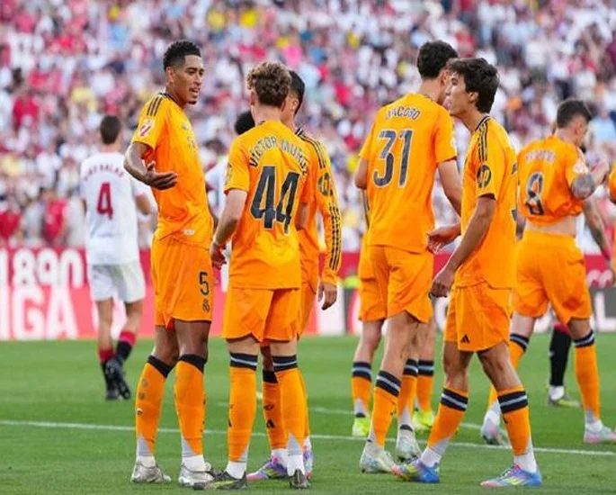 西甲第1！五大联赛第1！姆巴佩狂轰29球+41球，冲击欧洲金靴相关图三