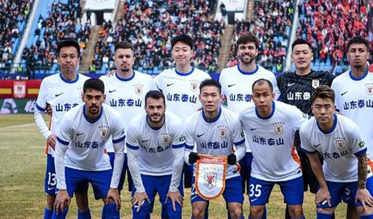 山东泰山出战足协杯，外援5选3，克雷桑6轮无进球，崔康熙变阵相关图三