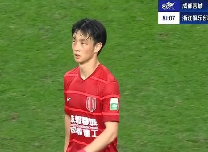 国际足联官宣！伊万获归化强援：29岁中场指挥官，率蓉城11轮不败相关图四