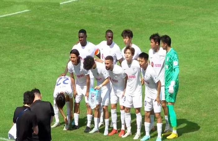 5-1，大连英博客场首胜，毛伟杰+马莱莱破门，19岁新星首秀即进球相关图五