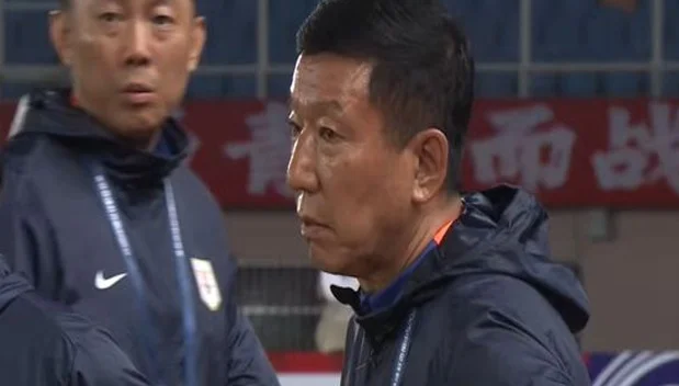 漂亮！泰山5-0大胜，挺进下一轮，克雷桑2球，崔康熙胆子不够大啊