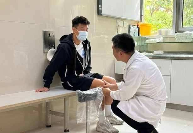 大战前为何旧伤复发？复出操之过急顽疾未根治，武磊需跟自己和解相关图三
