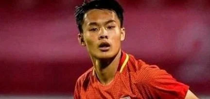 25选2！伊万战印尼前还要淘汰两人，综合衡量这两人最可能被舍弃相关图二