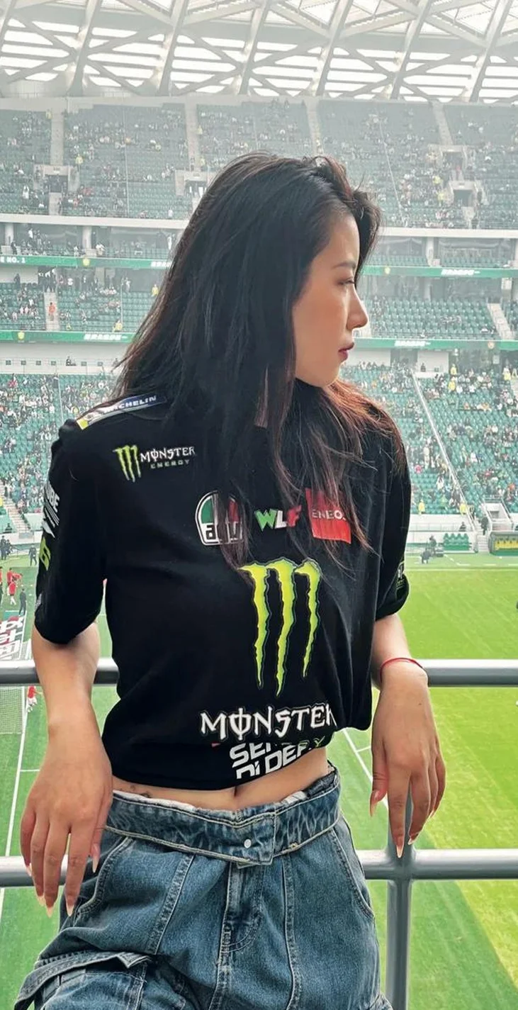博主小宇宙丨会发光的游咩咩：邵佳一是我足球旅程的启蒙者！相关图二