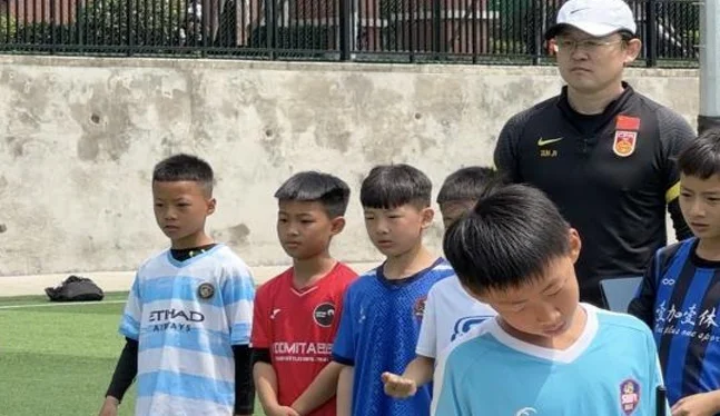 学员母亲控诉孙继海：黑中介！索要18万阻止孩子退队 良心在哪？相关图三