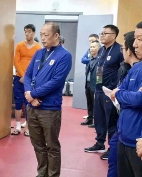 最佳阵0人！韩鹏将U21带成野球队 老崔培养U35 高层必被钉耻辱架相关图四