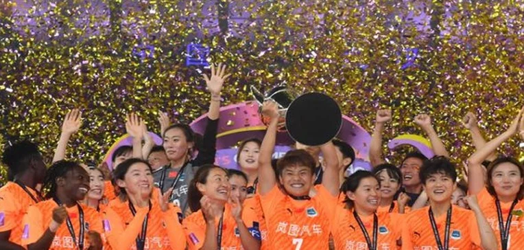 武汉女足登顶亚冠之巅创多项纪录，有望世俱杯PK阿森纳女足