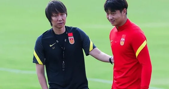 惨淡！昔日国足希望之星无球可踢 靠踢野球保持状态 恐遭泰超解约相关图四