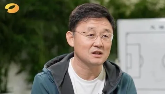 赵震：嗨球小球员是培训合同，韦世豪离开鲁能是职业合同