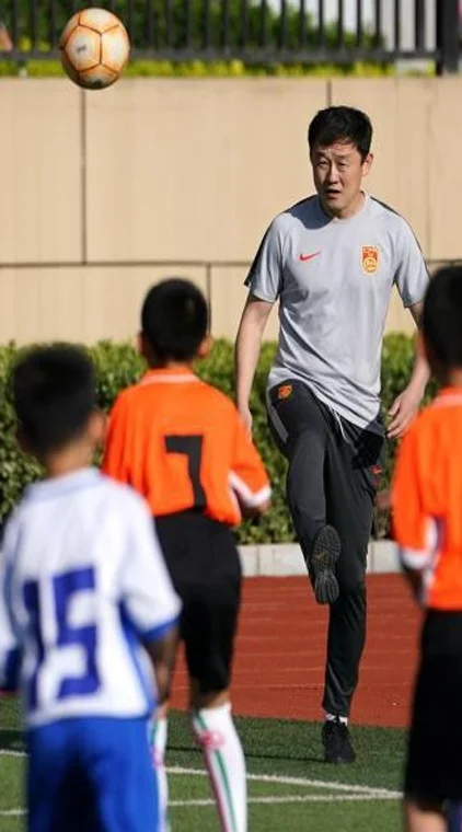 从“免费踢球”到“18万赎身”，是孙继海的青训模式错了吗？相关图三