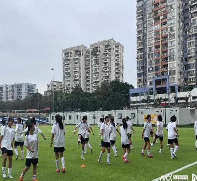 十五运会U16女足赛即将鸣哨，广东女足小花全力以赴冲佳绩