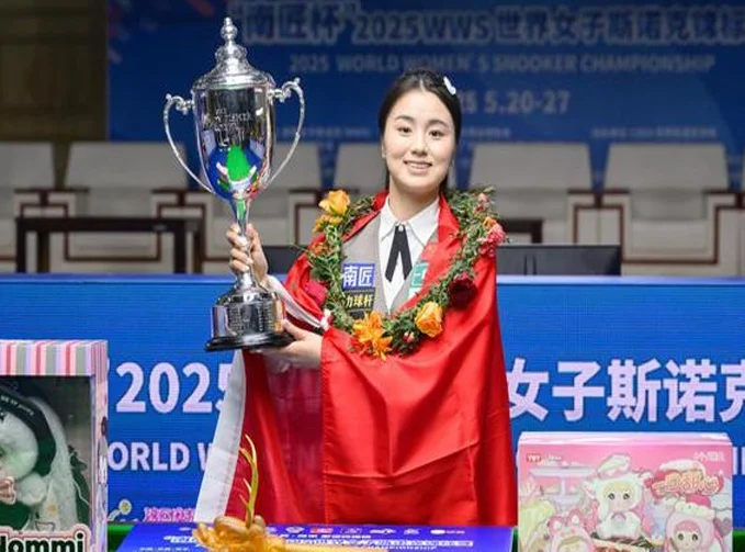 体坛联播｜苏亚雷斯和梅西成立俱乐部，亚马尔与巴萨续约6年相关图四