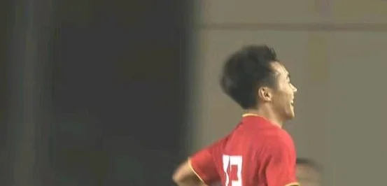 U16国少2比1击败沙特 澳大利亚男足2-1击败越南U16男足