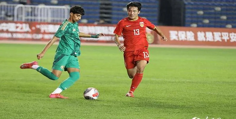 呼和浩特国际足球锦标赛中国U16男足绝杀对手赢得开门红