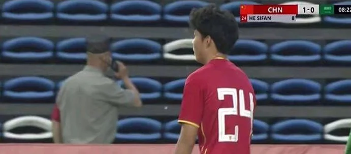 U16国少2比1击败沙特 澳大利亚男足2-1击败越南U16男足相关图四