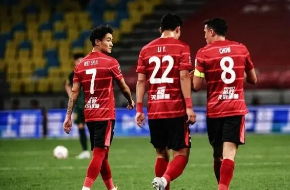 国足生死战前韦世豪遭网暴！球员霸气回应：鲁能一毛没少拿过相关图三