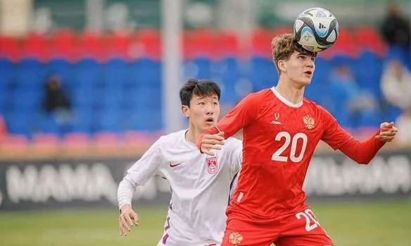 呼和浩特U16国际足球锦标赛国少队2比1击败沙特相关图三