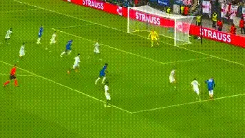 1-4后！安东尼无缘欧战首冠，26场造14球难留贝蒂斯，夏窗回曼联相关图三