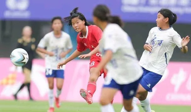 十五运会女足U16开幕：广东队旗开得胜，方珍珠世界波技惊四座相关图三