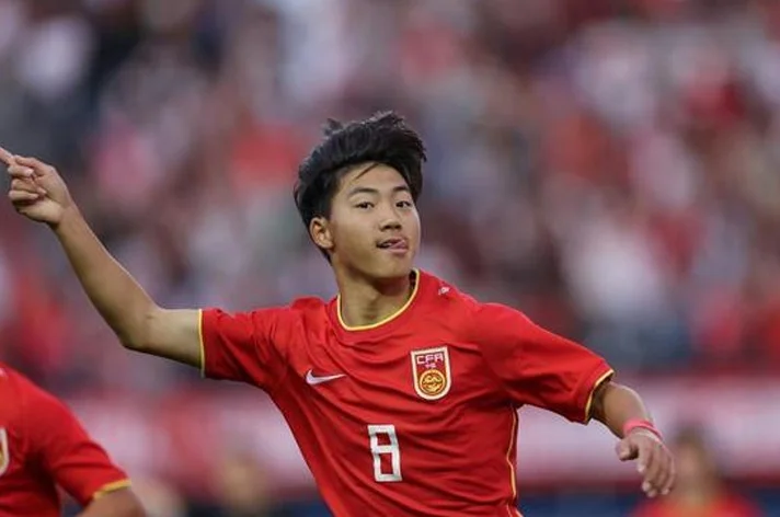 U16国足夺冠！以5-2大胜澳大利亚，2胜1平不败+四国赛积分榜