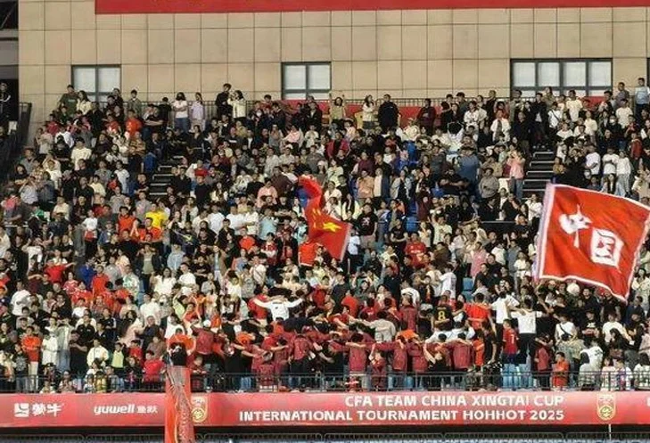 5：2，中国男足国少队大胜澳大利亚夺得冠军，球迷笑了，董路乐了相关图三