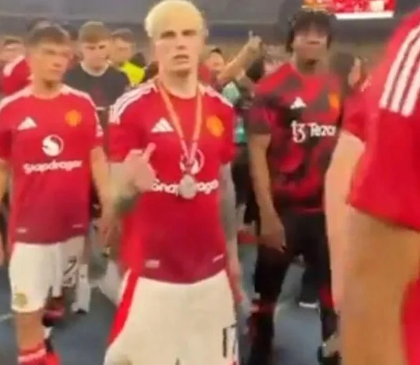曝加纳乔与曼联彻底闹翻，首选转会切尔西！恐影响桑乔2500万转会相关图四