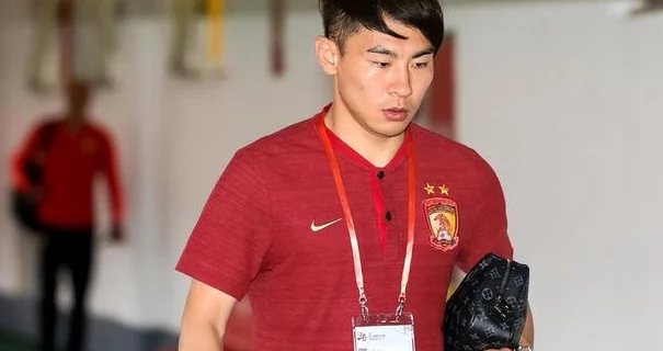 伊万征战世预赛，为何一次次弃用传奇老将于汉超，主要有3点原因相关图三