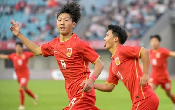 5比2！U16国足逆转澳大利亚夺冠，湖北元素成最强驱动力！相关图五