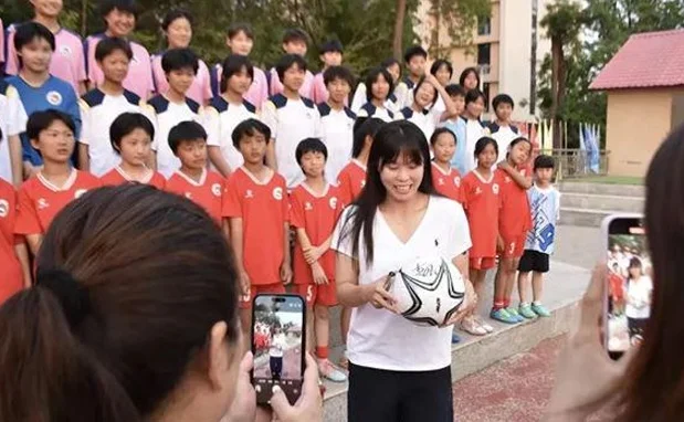 女足亚冠夺冠功臣赵雨欣出自山西榆次经纬中学相关图四
