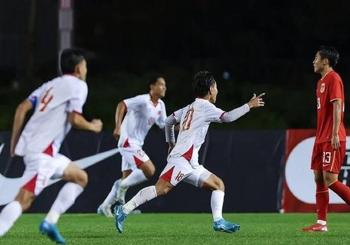 U16国足2比2战平越南！两人表现出色，未来踢袋鼠将继续发威