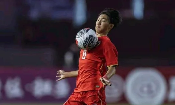 U16国足5-2大胜澳大利亚 3 场比赛中共打进9球兴泰杯夺冠相关图七
