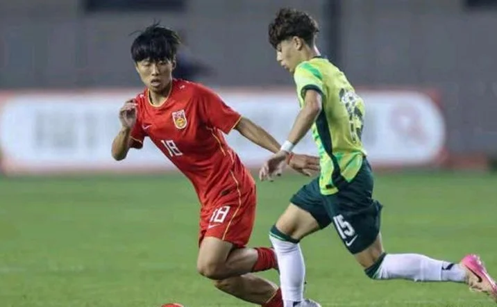 U16国足5-2大胜澳大利亚 3 场比赛中共打进9球兴泰杯夺冠相关图四