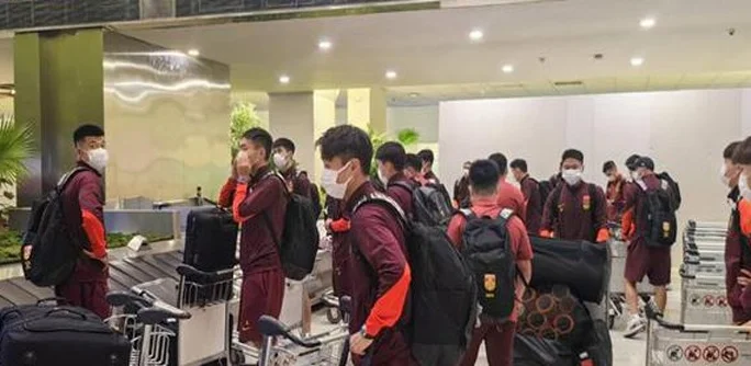 宋主席硬刚托希尔！国足两连胜即便出局也能接受，拿下印尼重庆见相关图五