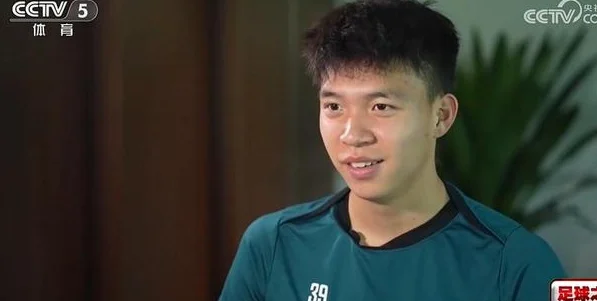 王钰栋：现在去欧洲也不一定能踢得上球，踢不上去了干啥