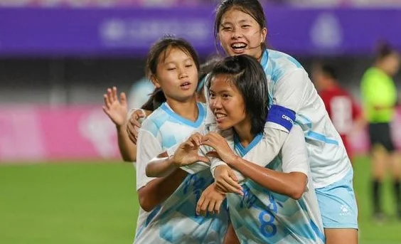 十五运会女足U16小组赛战罢，粤沪苏三强位居小组头名晋级8强