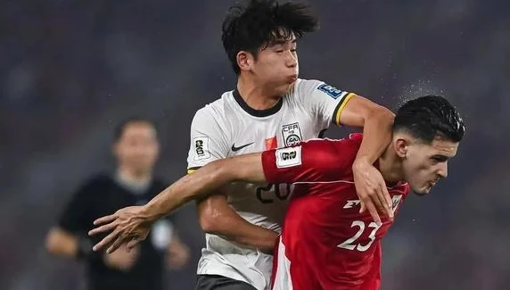 耻辱！国足0-1印尼，68年不败纪录化为泡影相关图二