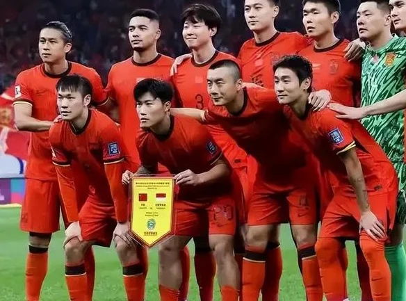 44分25秒！印尼点球王大雷判错方向，国足0:1命悬一线相关图四