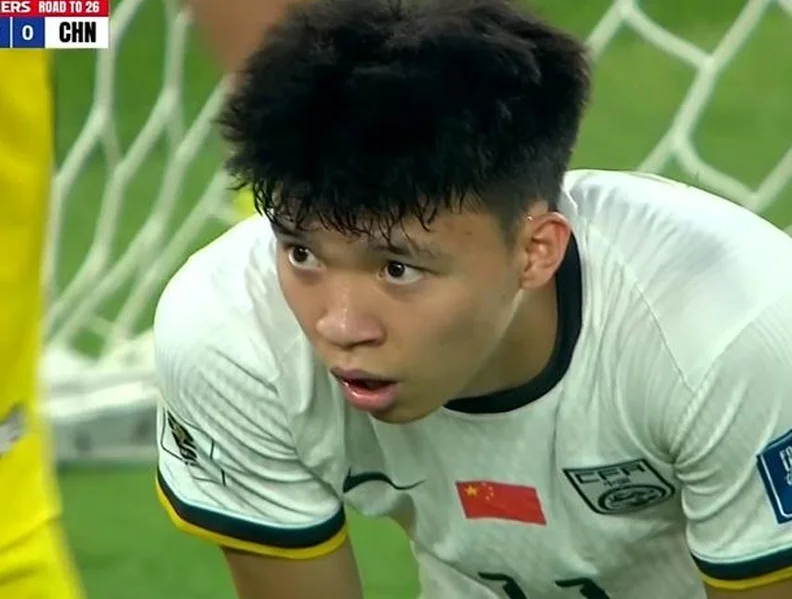随着国足0-1印尼，无缘世界杯！澳大利亚1-0日本，积分榜排名更新